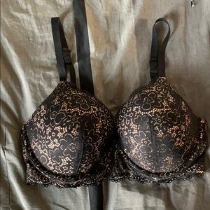 Black lace push-up bra size 36DDD